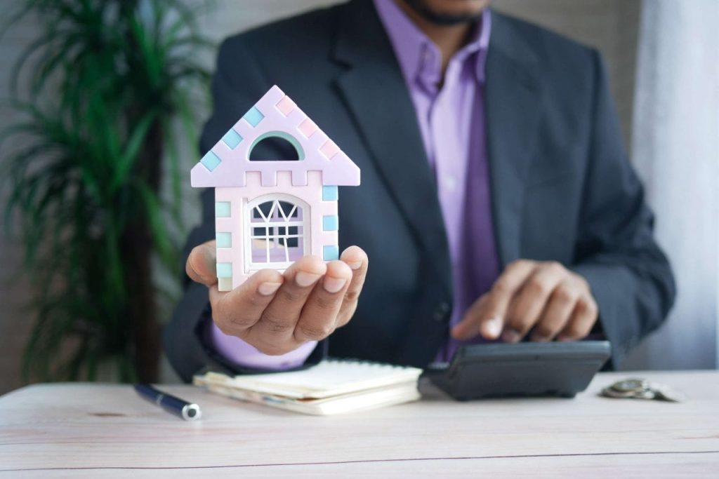Numerous property investment strategies are developing amongst prosperous investors that you could consider for your investment.